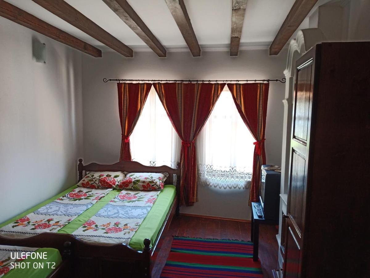 Guest House Strumena Elena Extérieur photo